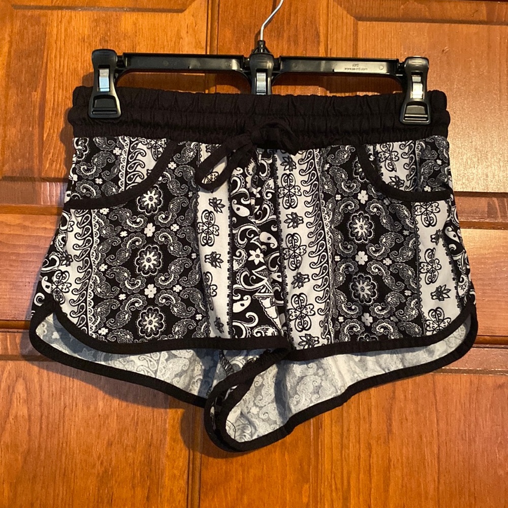 Hot Kiss Lounge Shorts